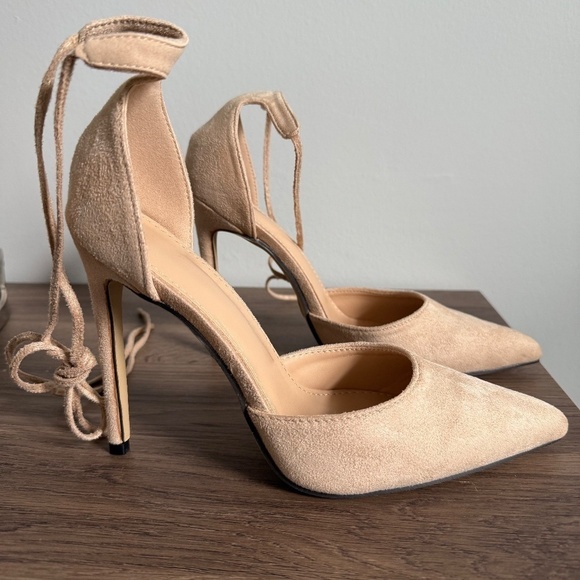Tie Leg Design Faux Suede Strappy Pumps | Size 8 | Apricot | Never Worn - Picture 5 of 7